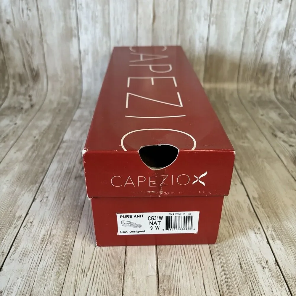NEW IN BOX Capezio Pure Knit‎ Jazz Women's size 7 Wide Natural CG31W Dance Shoes